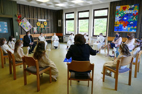 Feier der 1. Heiligen Kommunion in Sankt Crescentius (Foto: Karl-Franz Thiede)